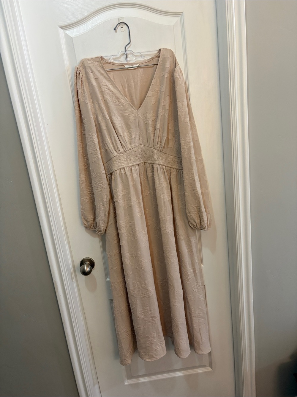 Beige V-Neck Long Sleeve Midi Dress - Brand Unspecified